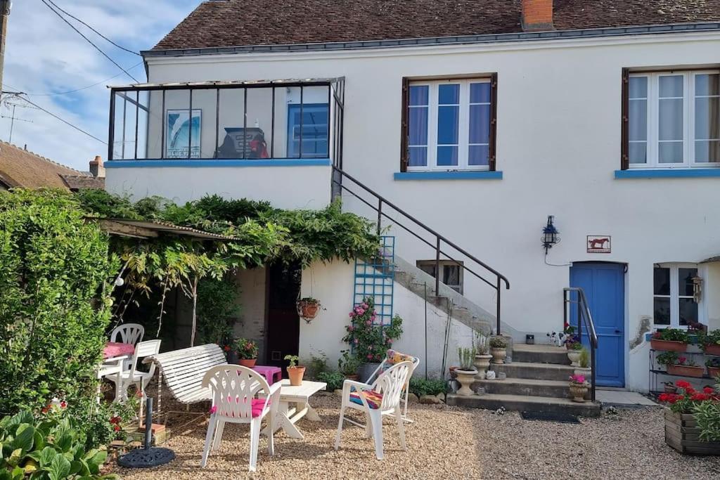 Les Noyers Monestois Entre Cher Et Canal De Berry Mennetou-sur-Cher Exteriér fotografie